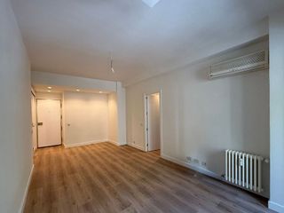 Piso en alquiler en Castillejos en Madrid