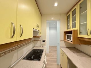 Piso en alquiler en Castillejos en Madrid