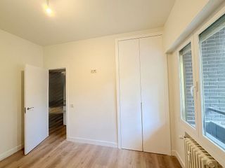 Piso en alquiler en Castillejos en Madrid