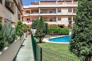 Piso en alquiler en Elviria en Marbella