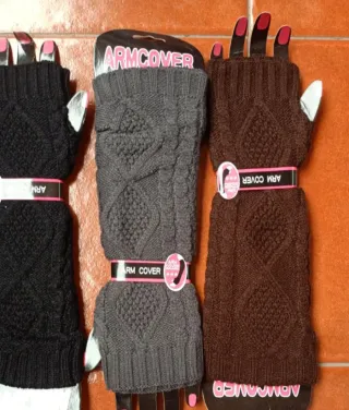 3 Mitones por 5 euros