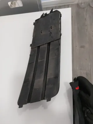 Rejilla antiniebla original Audi A7 4G8807681