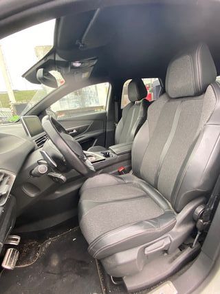 Peugeot 3008 GTLINE eatg 8 12 130cv 2019