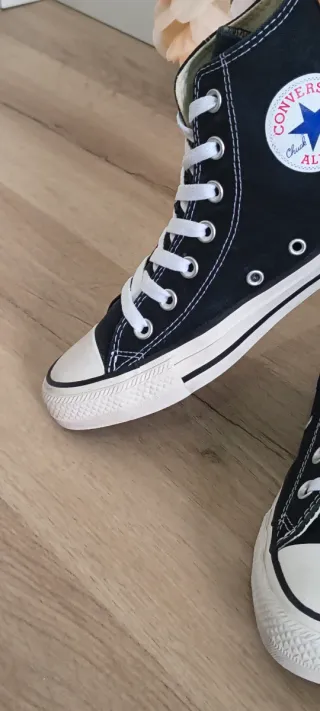 Converse talla 39 color negro