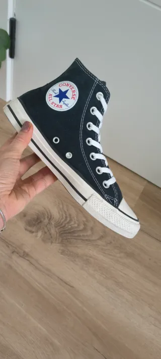 Converse talla 39 color negro