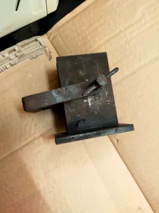 Staffa per fusione metalli per lastra