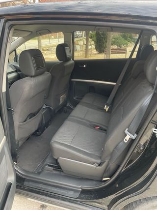 Toyota Corolla Verso 2.2 D4D 177