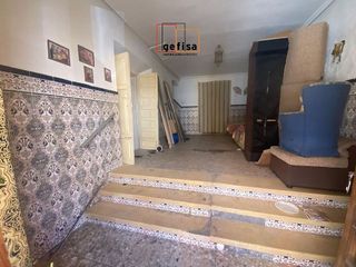 Casa adosada en venta en Valdepeñas