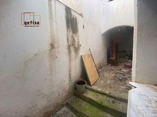 Casa adosada en venta en Valdepeñas