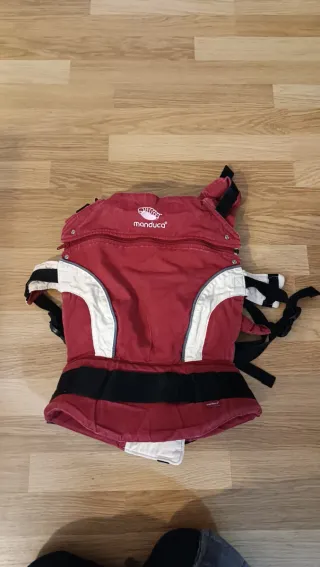 Mochila Portabebés Manduca Roja
