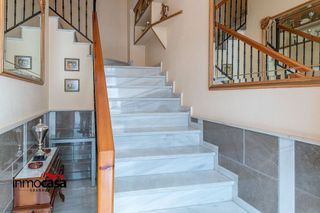 Casa adosada en venta en Loja