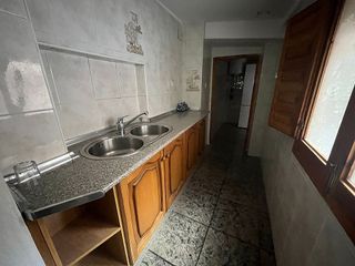 Casa adosada en venta en Guadix