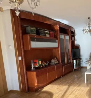 Mueble salón cerezo y cristal