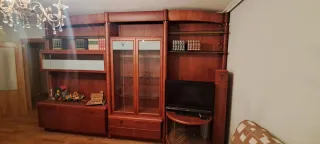 Mueble salón cerezo y cristal