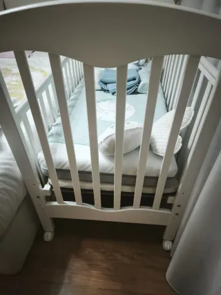 Cuna bebé blanca TRAMA