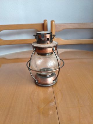 Farol porta velas de metal y cristal