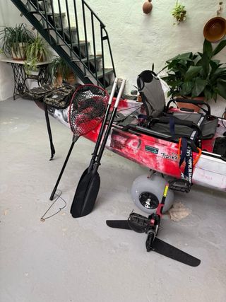 Kayak completo rojo y blanco