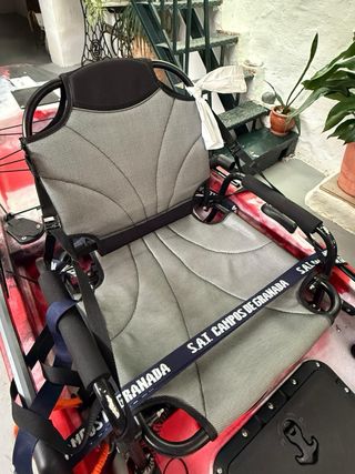 Kayak completo rojo y blanco