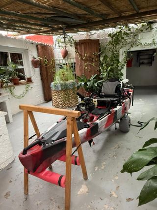 Kayak completo rojo y blanco