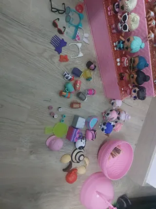 Muñecas LOL con accesorios
