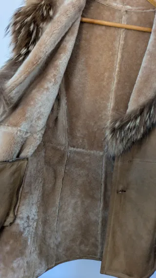 Chaquetón vintage piel vuelta cuello de pelo