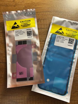 Adhesivos Batería y Pantalla iPhone 13