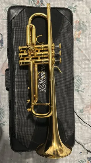 Trompeta Stomvi Titan