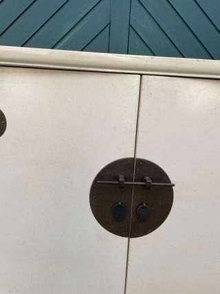 Mobiletto Orientale Bianco e nero