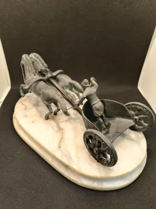 Biga Romana in Bronzo e base in Marmo