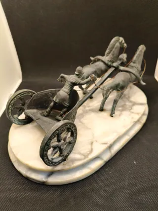 Biga Romana in Bronzo e base in Marmo