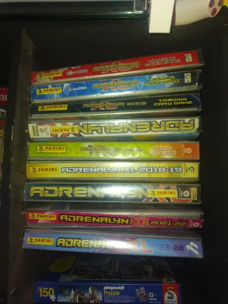 Lote Álbumes Panini Adrenalyn XL cambio por juegos
