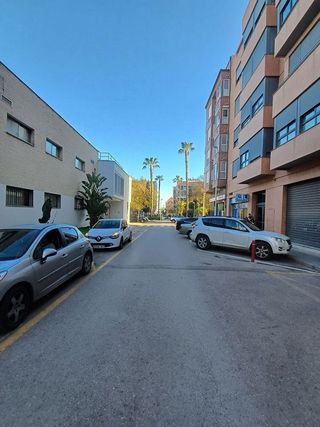 Local comercial en venta en Moncada