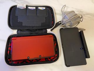 Nintendo 3DS Roja con Accesorios