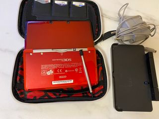 Nintendo 3DS Roja con Accesorios