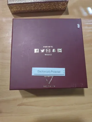 Set Pulsera y Pendientes Guess