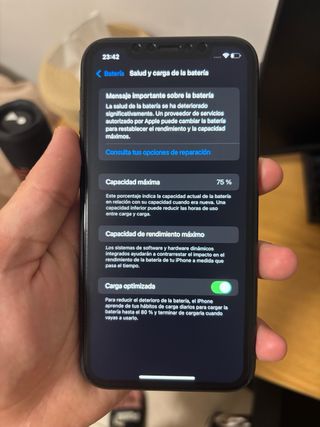 Pacchetto iPhone 11 + AirPods Pro 2 + accessori