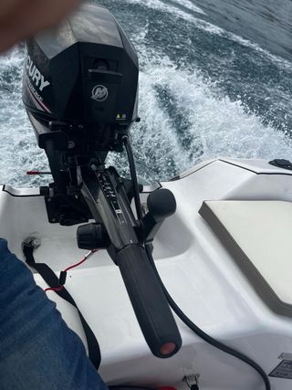 Barco Alboran 3,70 + Mercury 20cv + Remolque