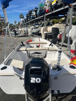 Barco Alboran 3,70 + Mercury 20cv + Remolque