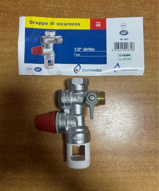 Gruppo sicurezza Caleffi per scaldacqua a accumulo