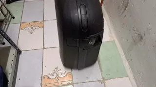 Maleta Samsonite Negra grande con Cerradura