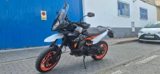KTM 890 SMT