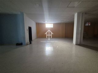 Local comercial en venta en Albolote