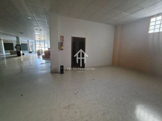 Local comercial en venta en Albolote