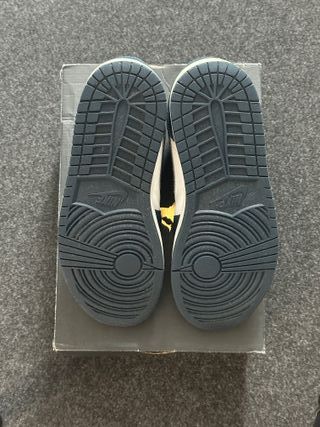 Nike Jordan 1 Mid 44 Navy