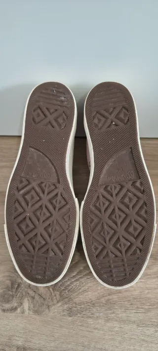 Converse con plataforma talla 41 ante malva