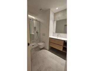 Piso en venta en La Roqueta en Valencia