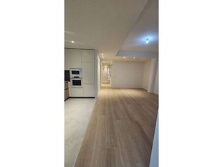 Piso en venta en La Roqueta en Valencia