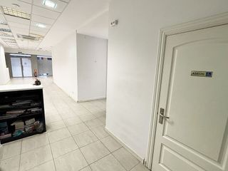 Local comercial en venta en Ermitagaña - Mendebaldea en Pamplona