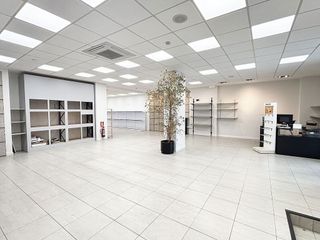 Local comercial en venta en Ermitagaña - Mendebaldea en Pamplona