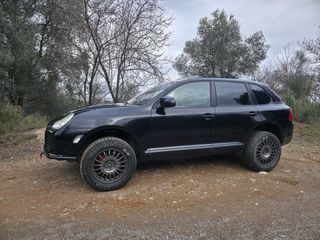 Porsche Cayenne 2005